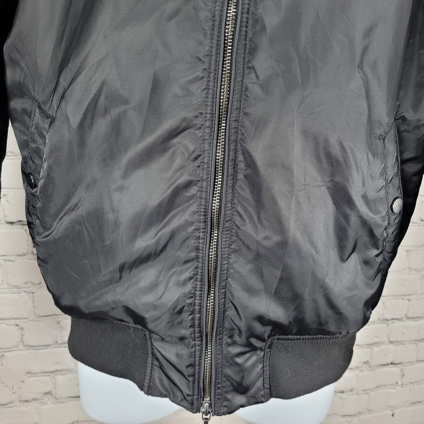 August Mcgregor Black Nylon Full Zip Inner Pocket Bomber Jacket Size Small S