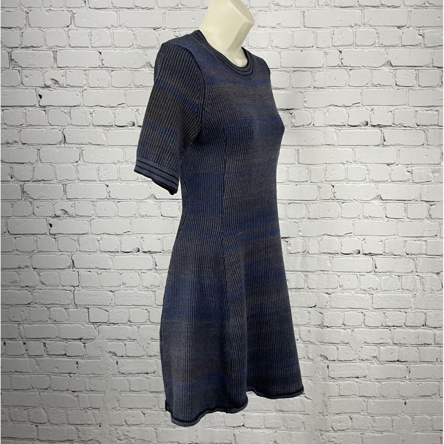Athleta Blue Grey Wool Blend Sweater Short Sleeve Flare Ribbed Dress Size XS