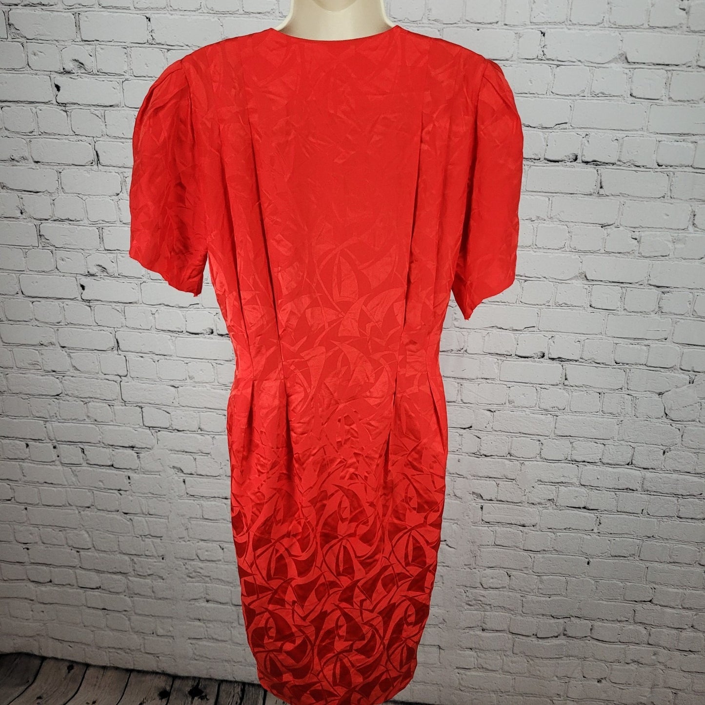VTG Nordstrom Towne Square Red 100% Silk Puff Sleeve Pleated Shift Dress Size 8