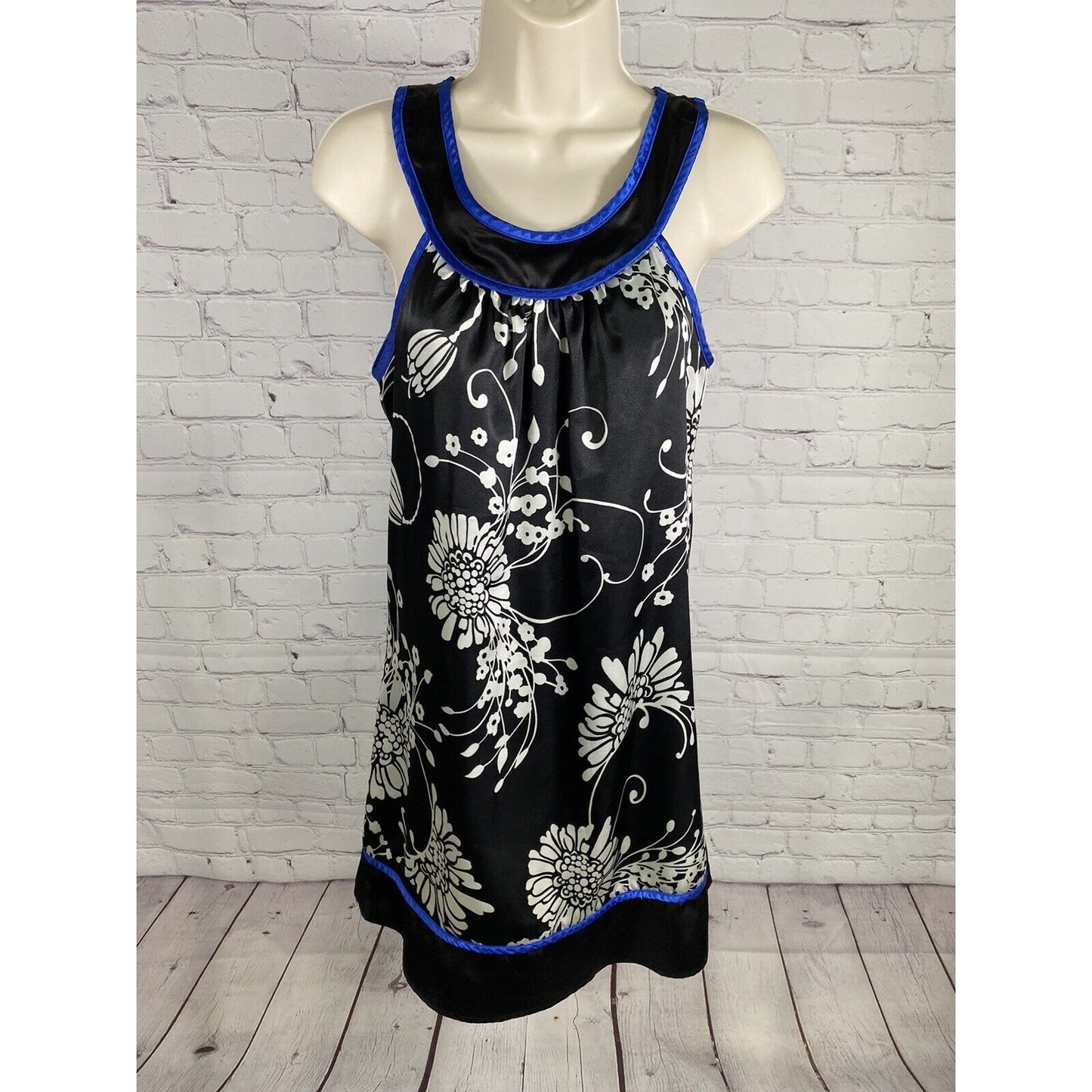 VTG Ruby Rox Black White Blue Satin Floral Sleeveless Tent Mini Dress 5 XS