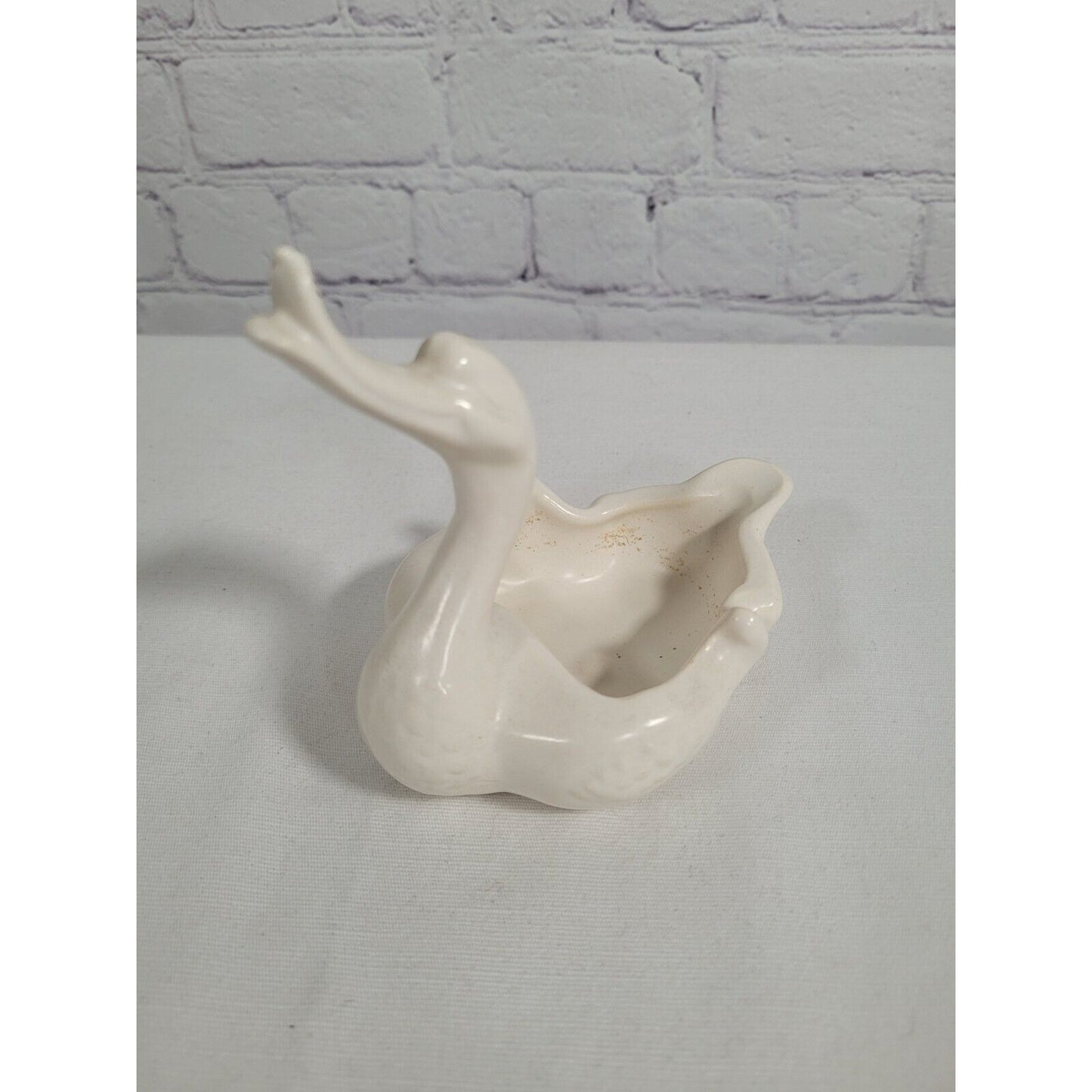 Hull Pottery Imperial MCM #23 White Swan & 4 Babies Planter 1950’s Centerpiece