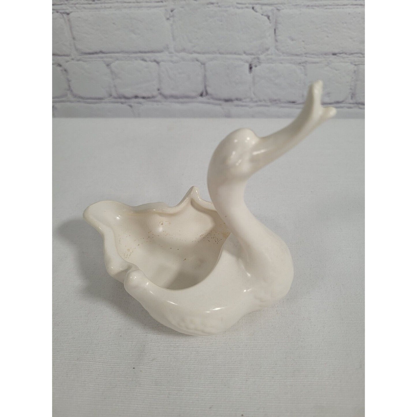 Hull Pottery Imperial MCM #23 White Swan & 4 Babies Planter 1950’s Centerpiece