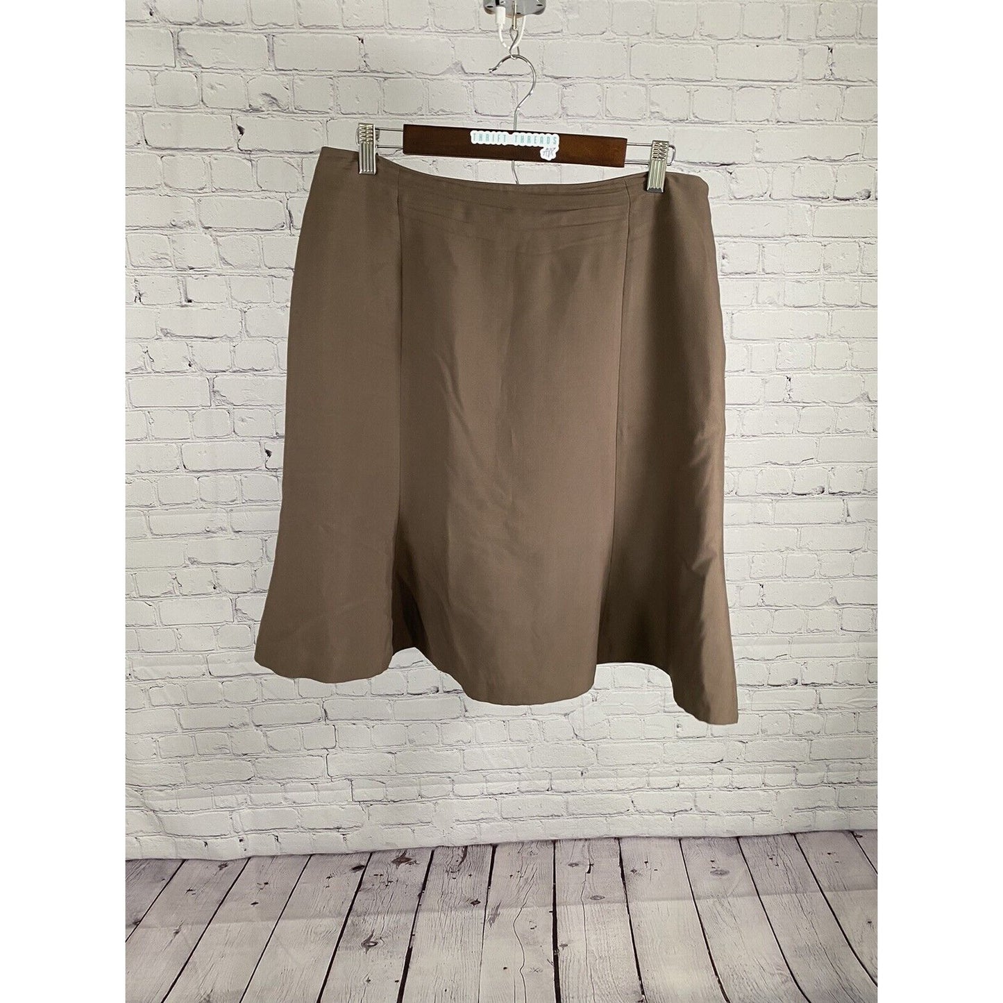 Valerie Stevens Solid Brown 100% Silk Side Zip Lined Knee Length Skirt 12