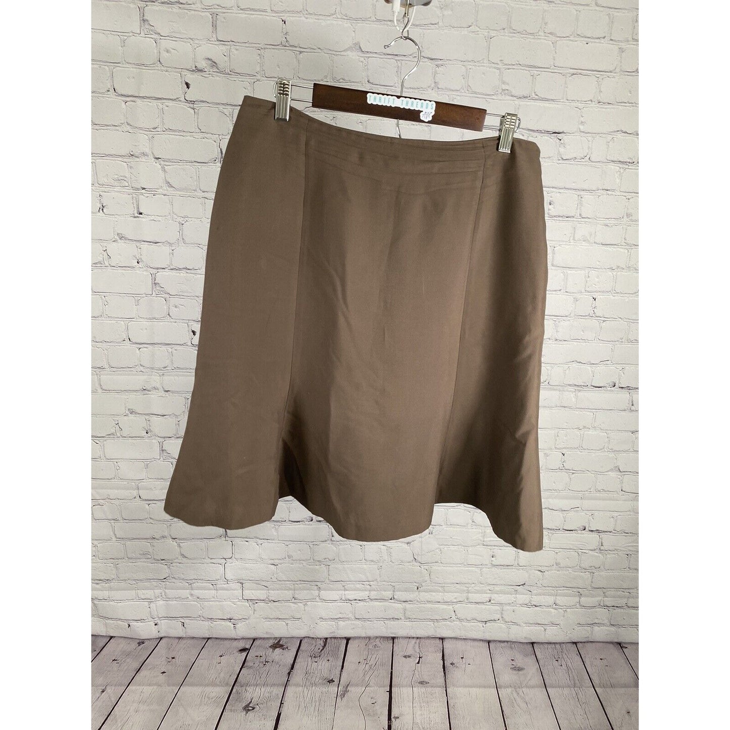 Valerie Stevens Solid Brown 100% Silk Side Zip Lined Knee Length Skirt 12
