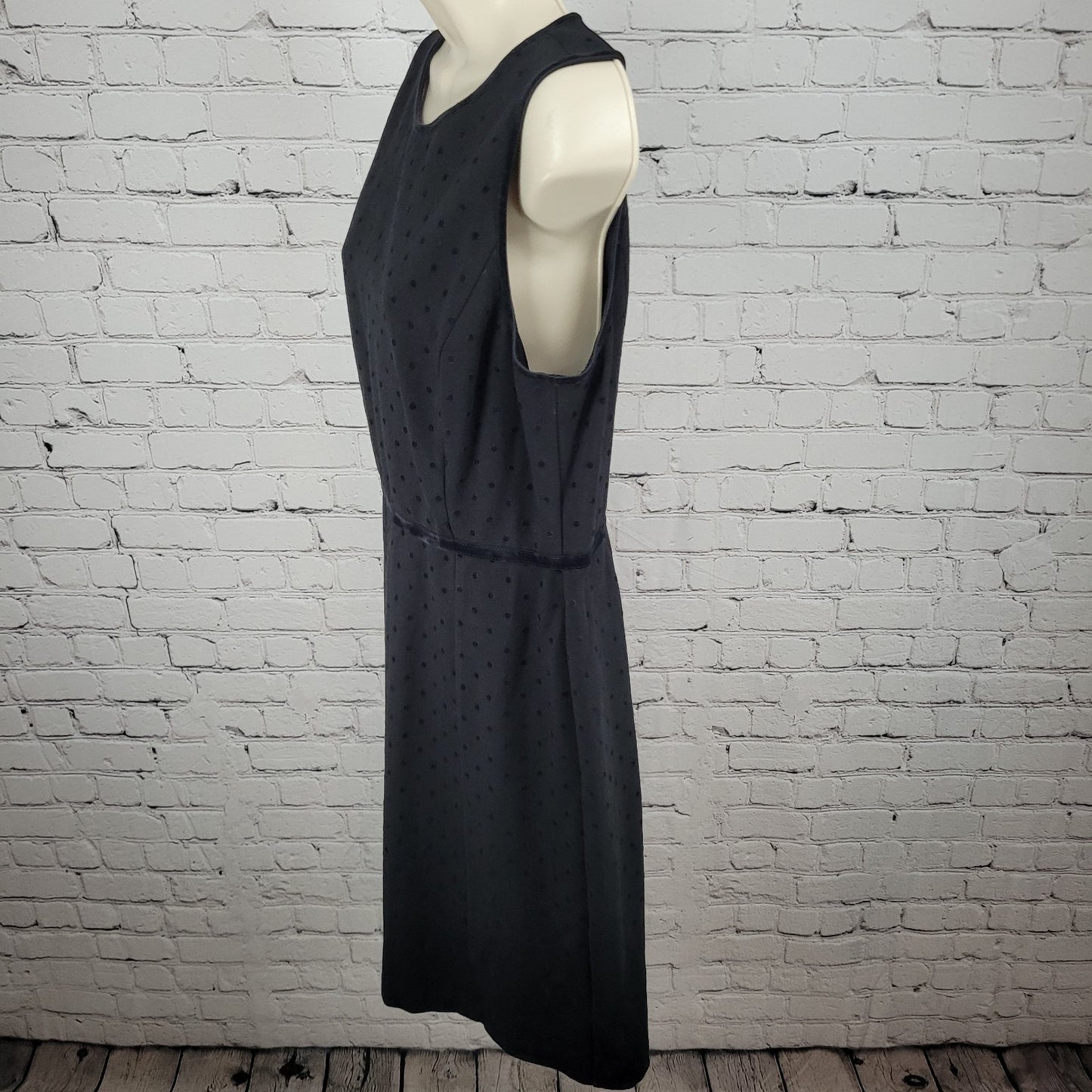 Talbots Black Velvet Trim & Polka Dots Sleeveless Stretch Zipped Dress Size 10P