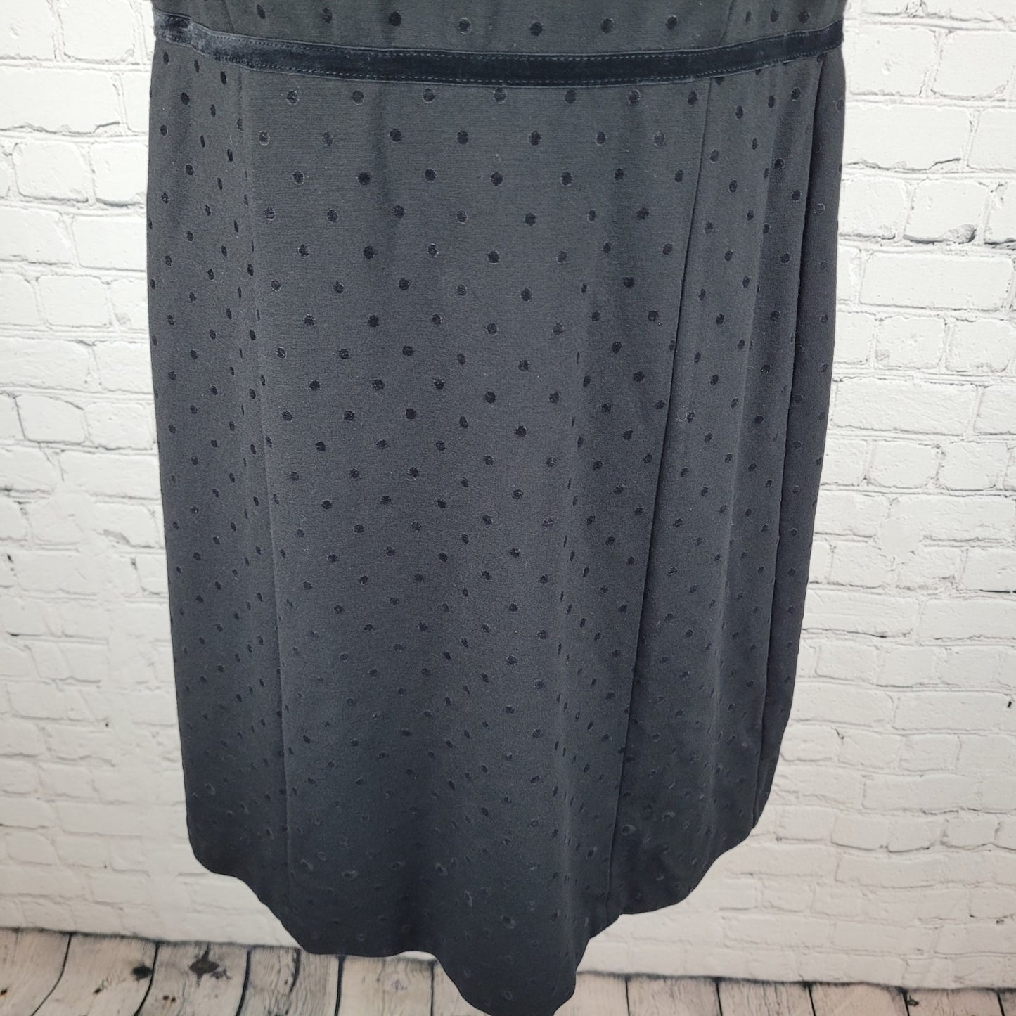 Talbots Black Velvet Trim & Polka Dots Sleeveless Stretch Zipped Dress Size 10P