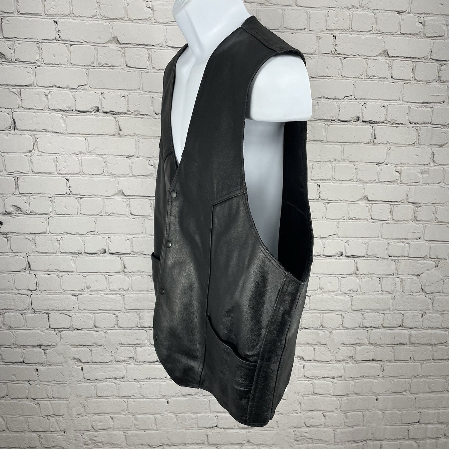 Genuine Leather Black Bikercore Classic Snapped Lined Vest Pockets Size 56