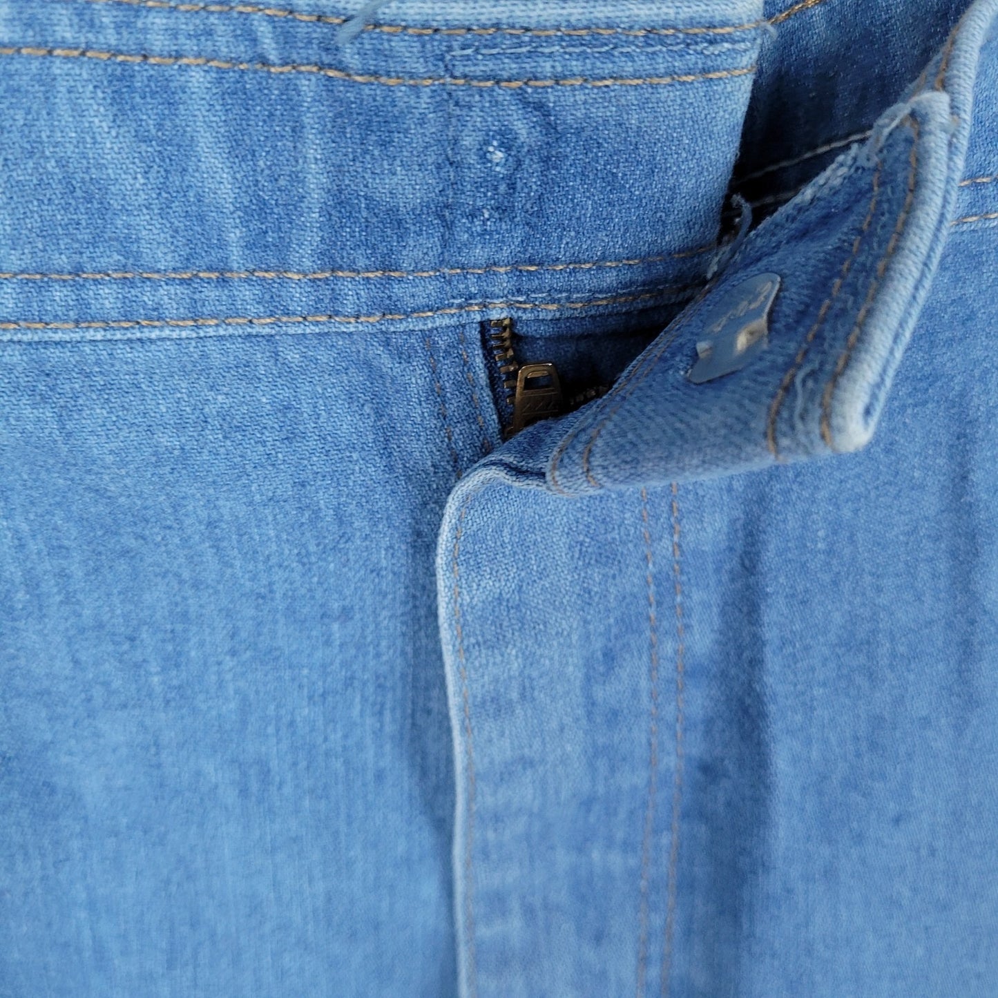 VTG Wrangler Blue Denim Straight Leg High Rise Jeans Retro Western Size (36x31)