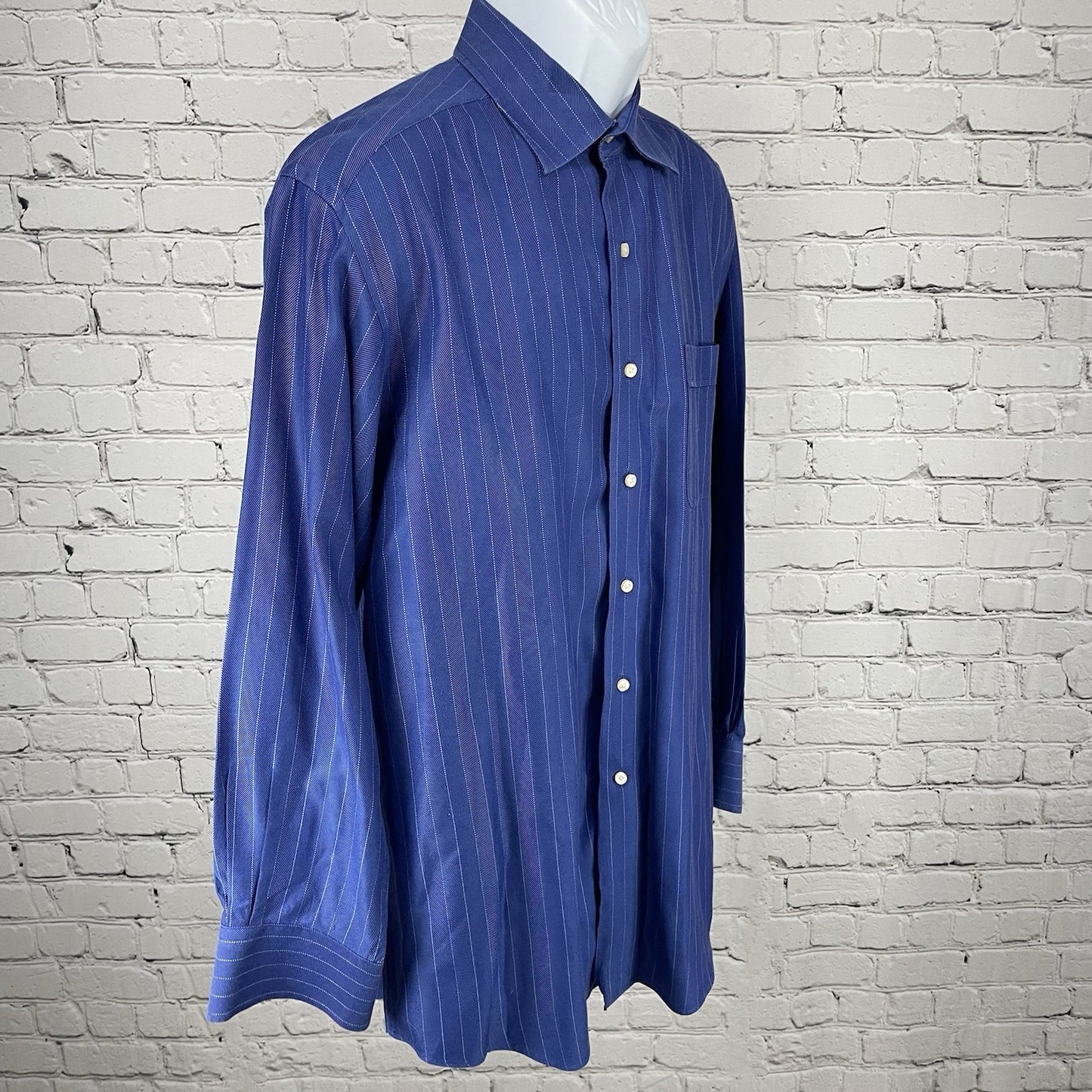 Tommy Bahama Blue Striped 100% Cotton Bottom Up Long Sleeve Shirt Size 16-32/33