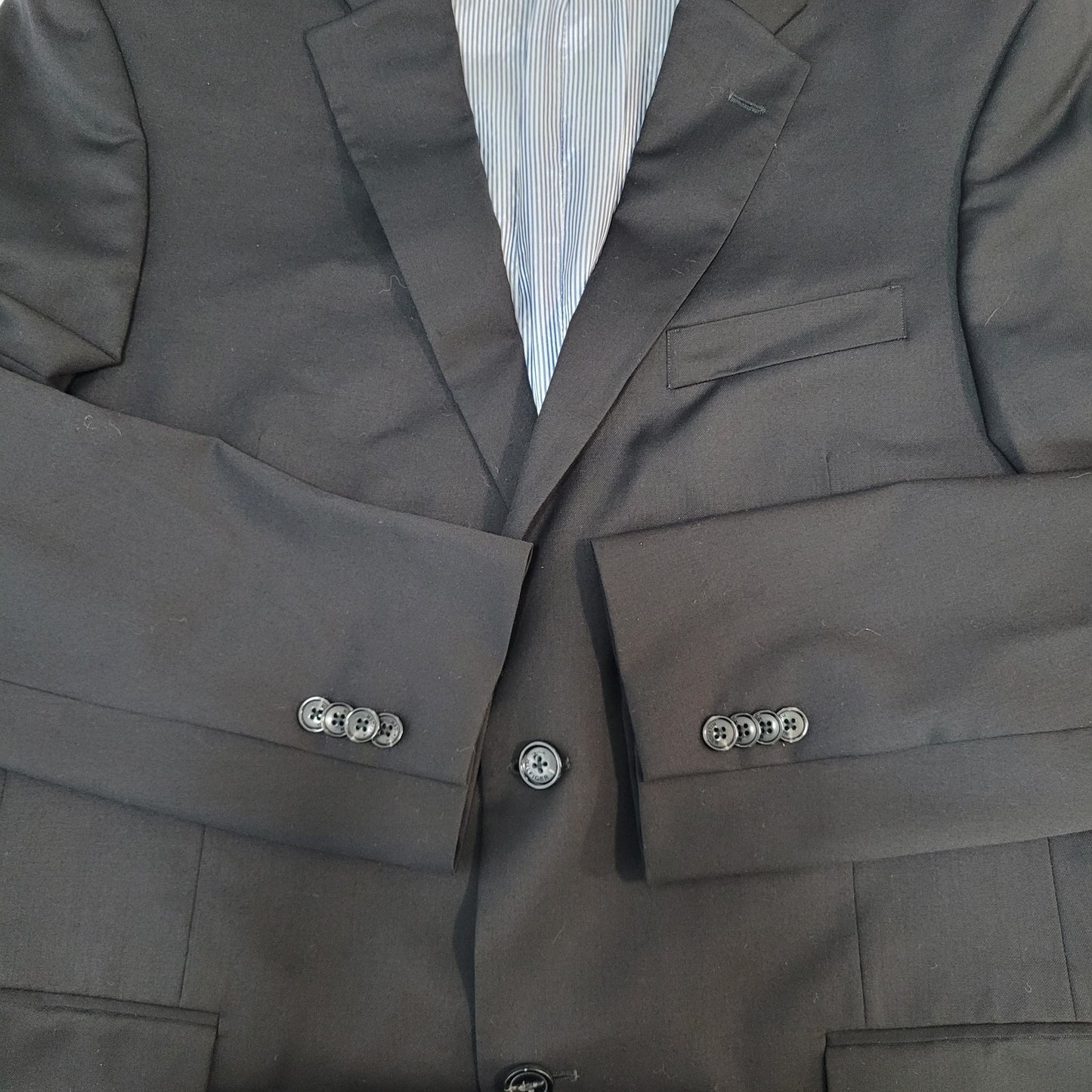 Tommy Hilfiger Black 100% Worsted Wool 2 Button Double Vented Blazer Size 42L