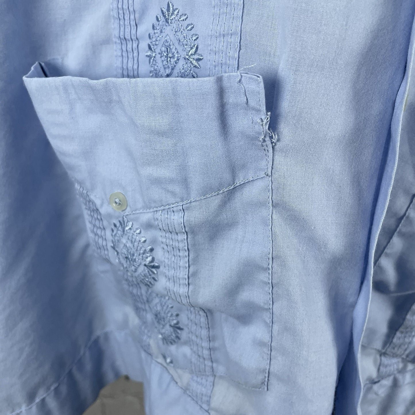 John Henry Blue Embroidered Guayabera Lightweight Button Short Sleeve Shirt XL