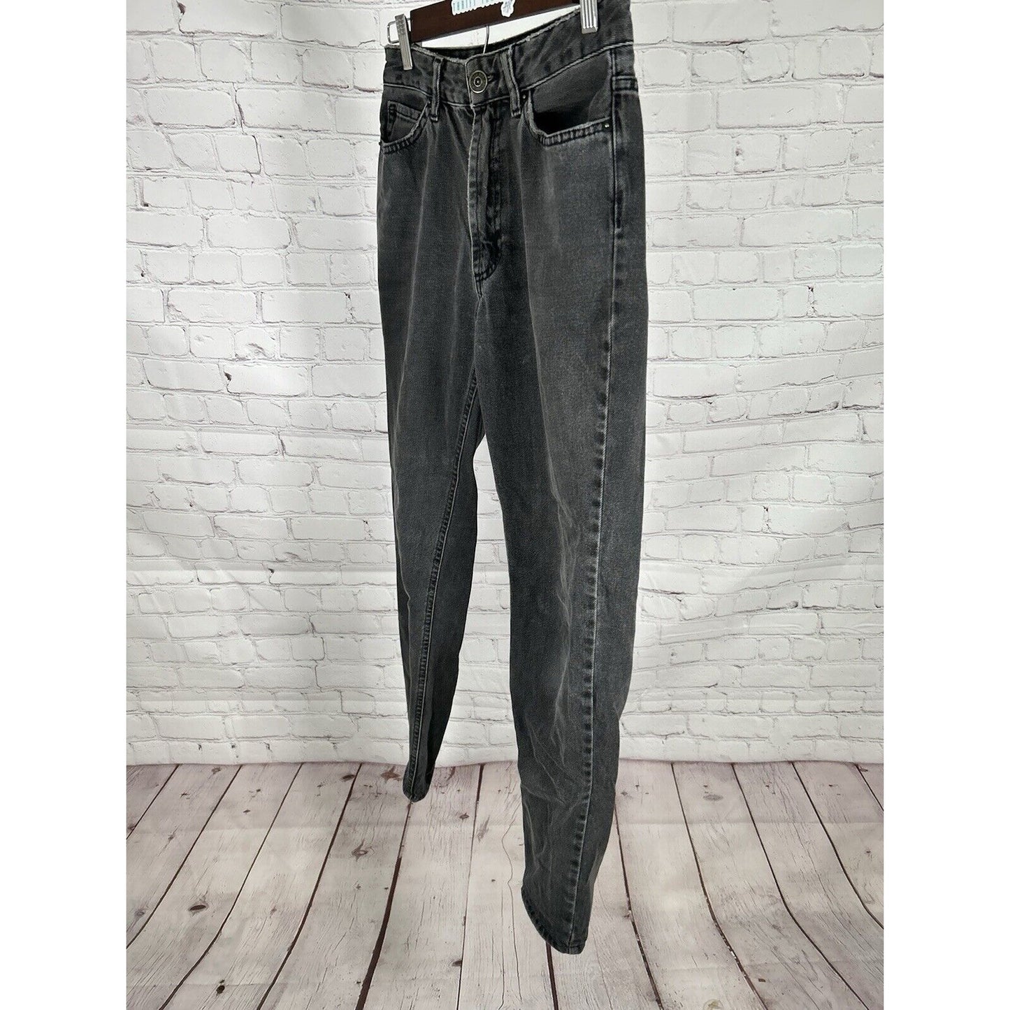 BDG Urban Outfitters Gray Cotton Denim Mid-Rise Women’s Mom Jeans 25 (25x29.5)