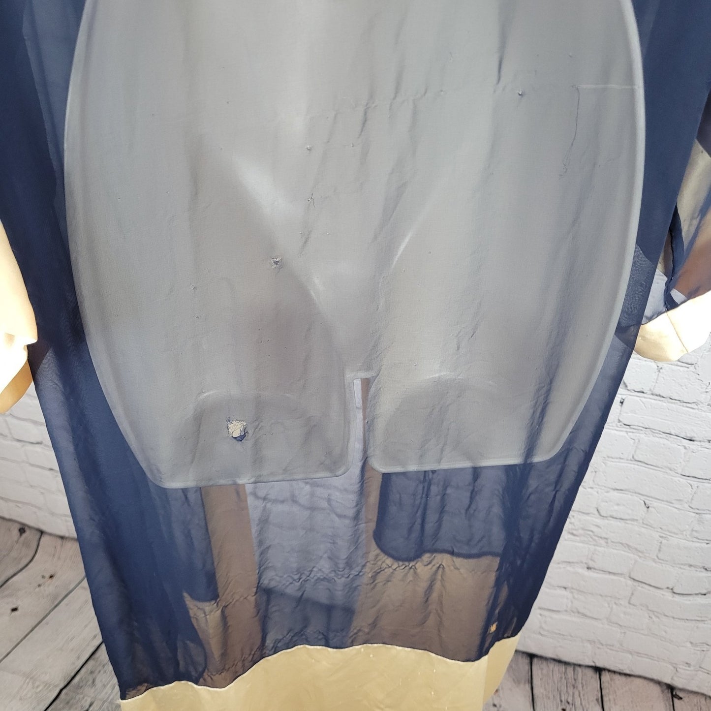 VTG Victoria's Secret Navy & Gold Sheer Embroidered Floral Robe Size Small S