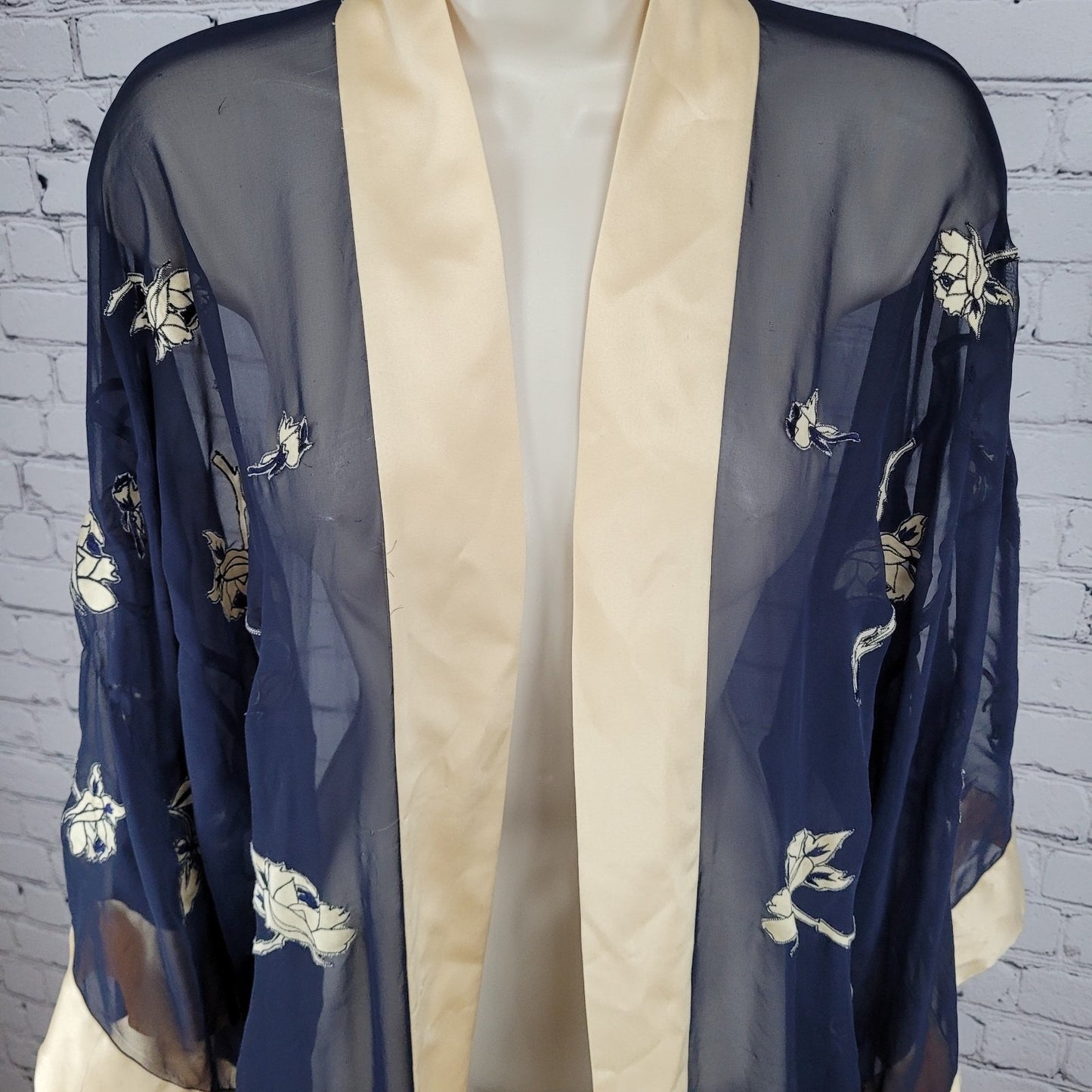 VTG Victoria's Secret Navy & Gold Sheer Embroidered Floral Robe Size Small S