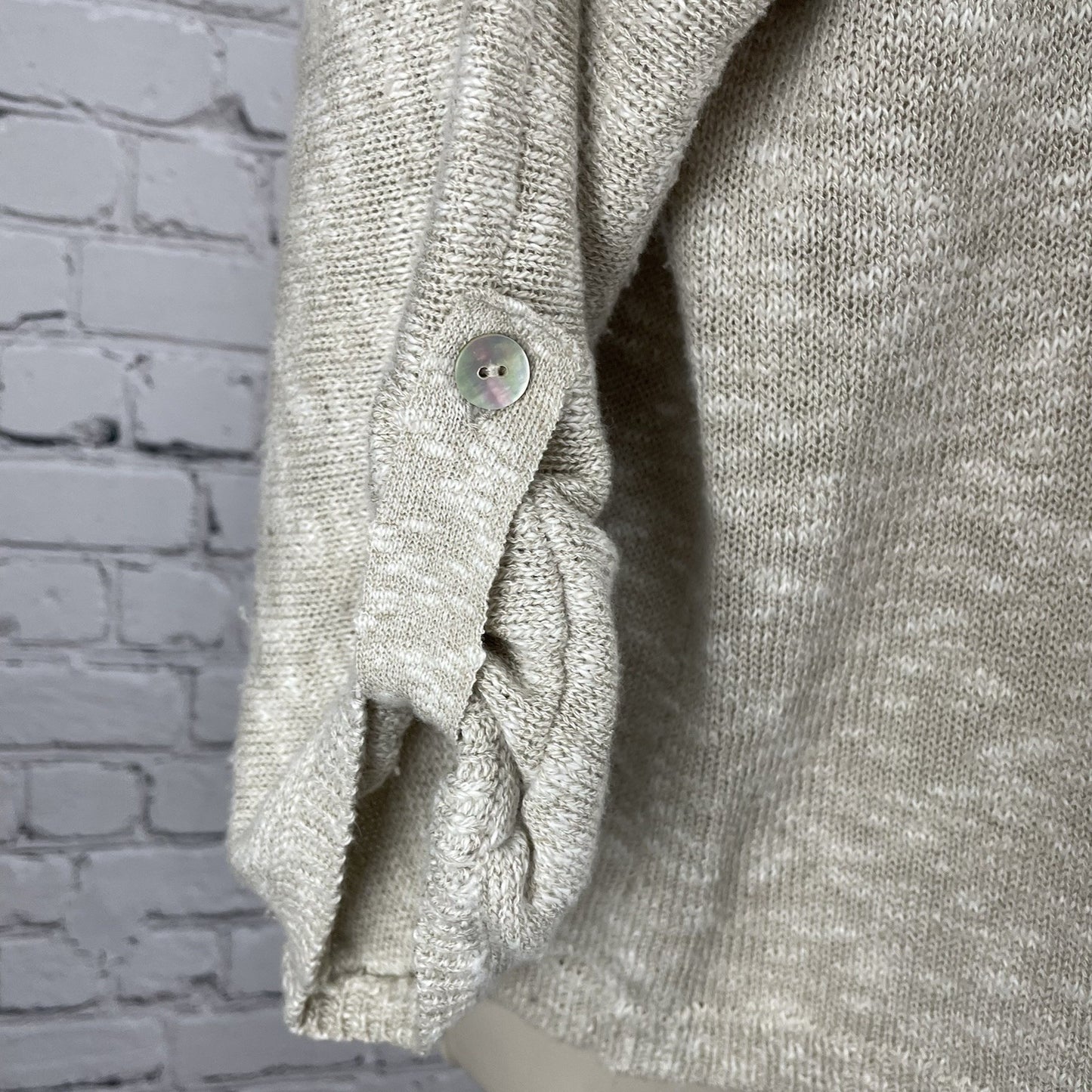 Chico’s Beige Knit Pullover Lightweight Roll Tab 3/4 Sleeve Sweater Size 2 US 12
