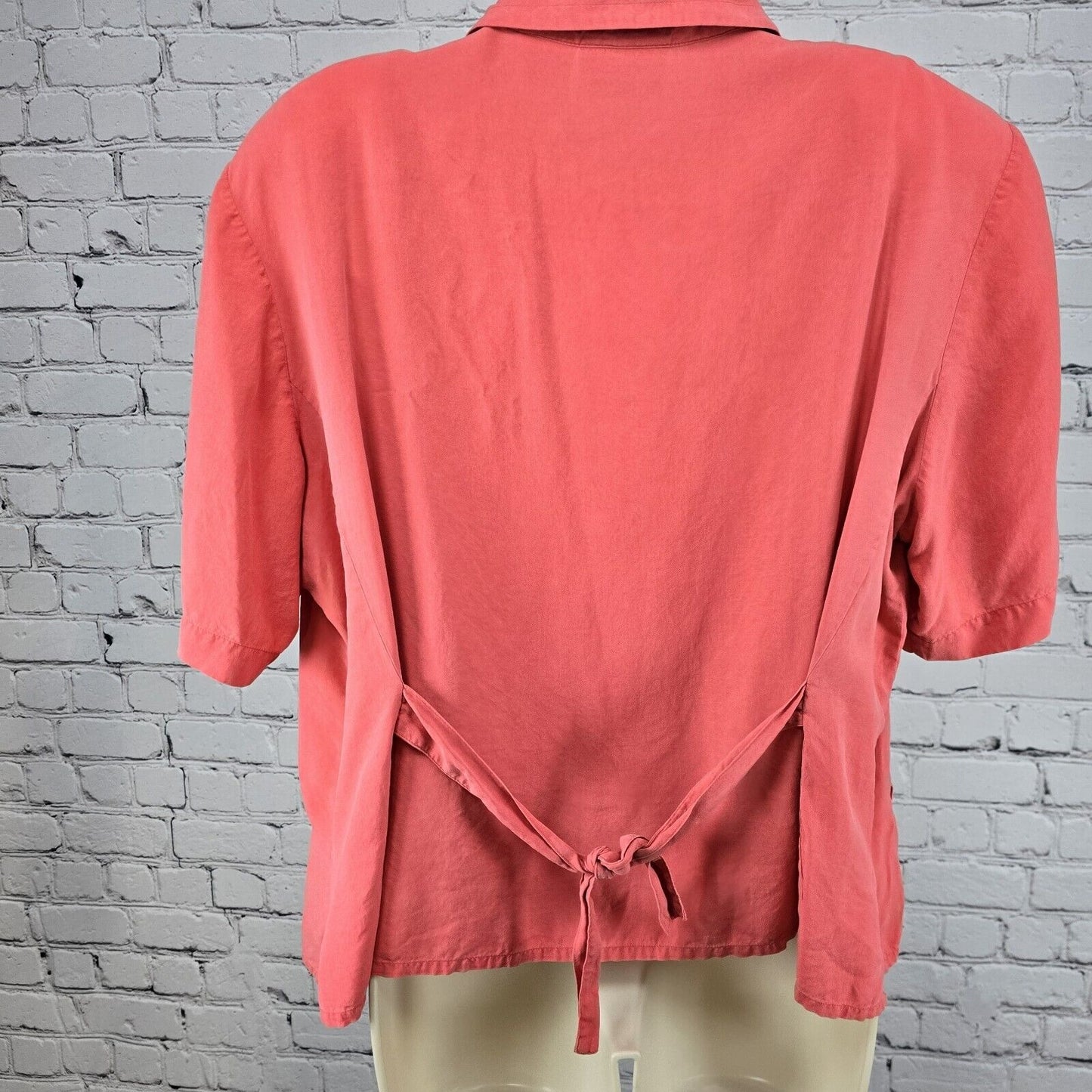 VTG Worthington 100% Silk Coral Blouse Faux Pockets & Pearl Buttons Size 18W