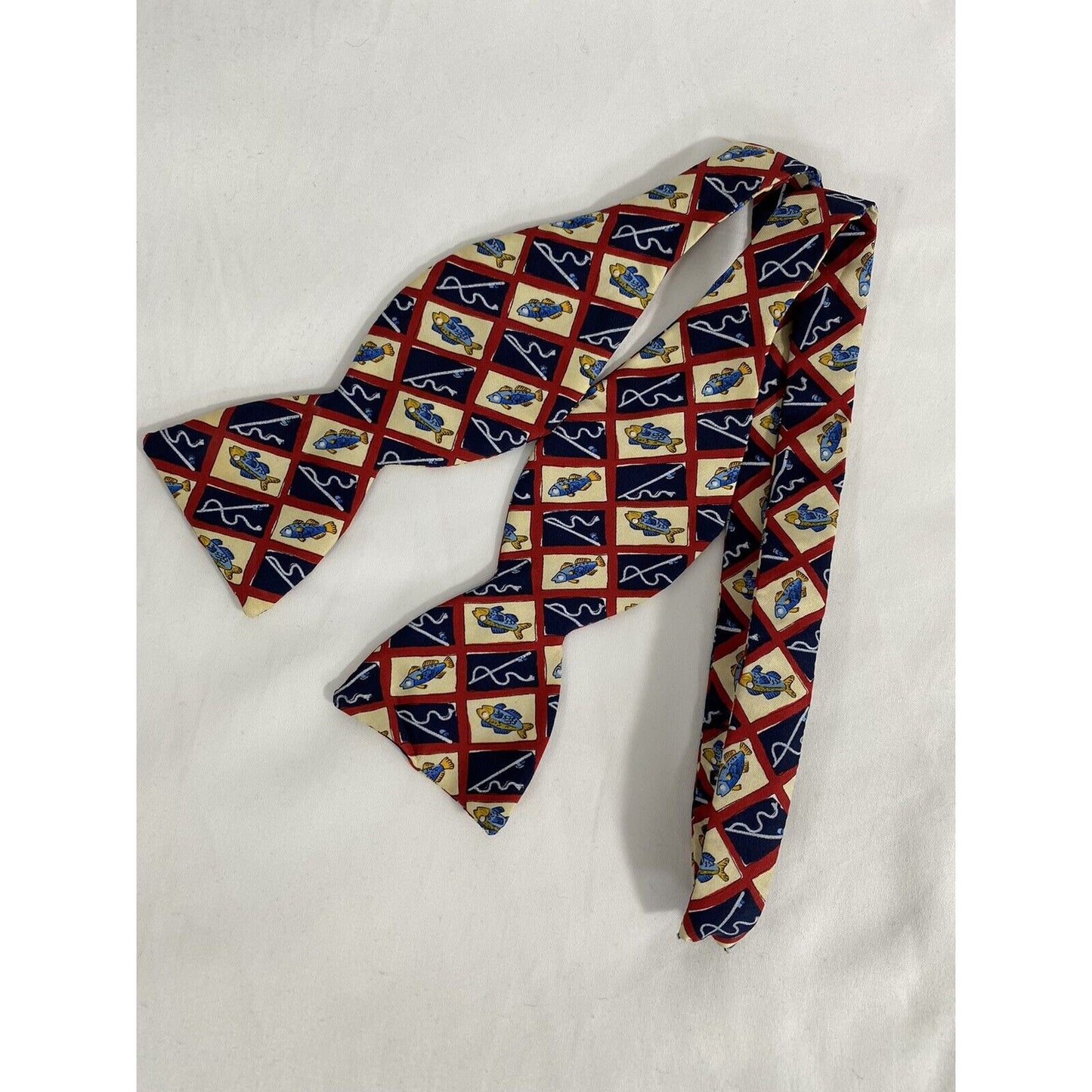 Unbranded Multicolor Fishing Rod Reel Fish Classic Bow Tie