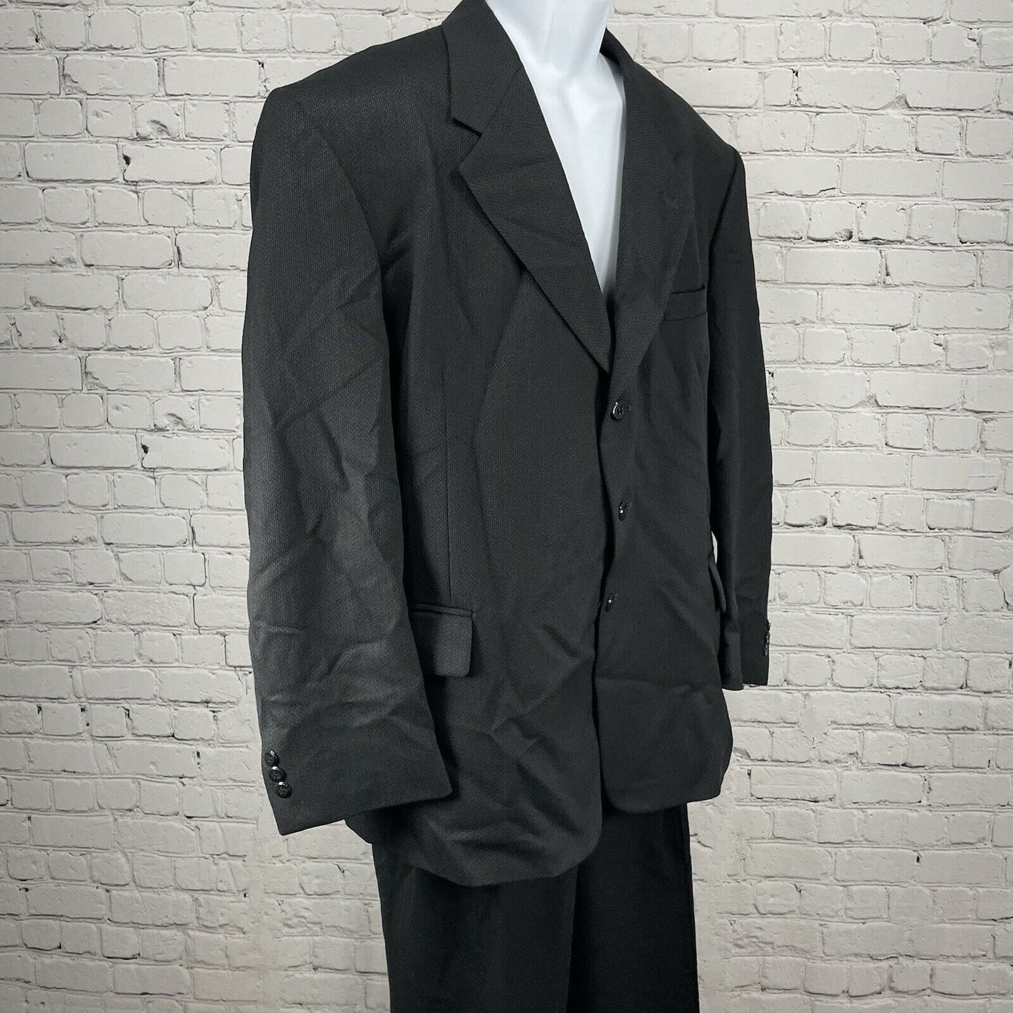 John Henry Black Pebbled Wool Suit 2 Piece Set Blazer Ventless 3 Button Size 48R