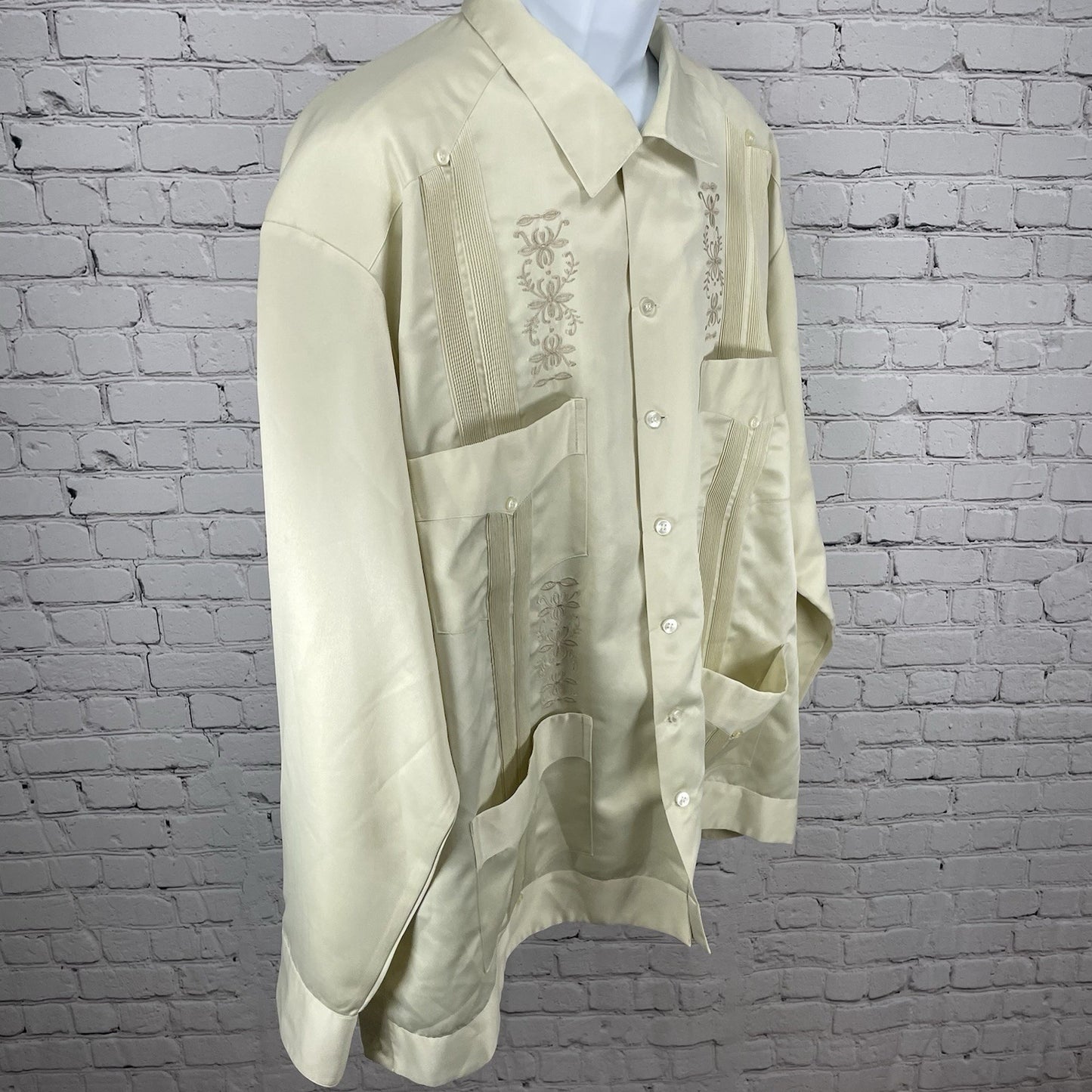 Campos Copacabana Ivory Embroidered Long Sleeve Button Up Guayabera Size 50