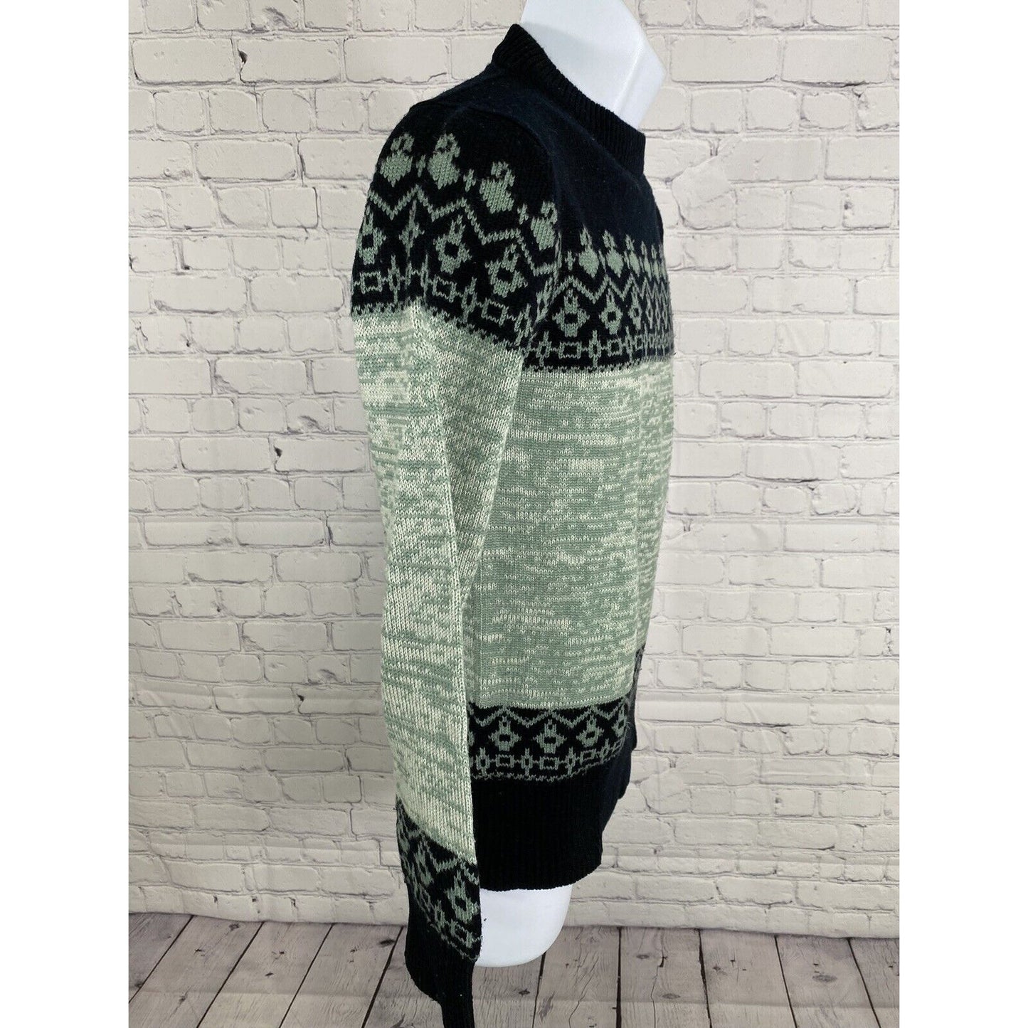 VTG Montgomery Ward Black Green Cable Knit Pullover Long Sleeve Sweater Mens 34