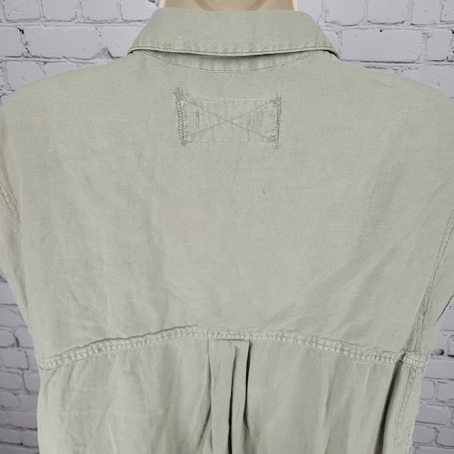 We The Free Urban Outfitters Muted Green Linen Blend Boxy Shirt Size Medium M