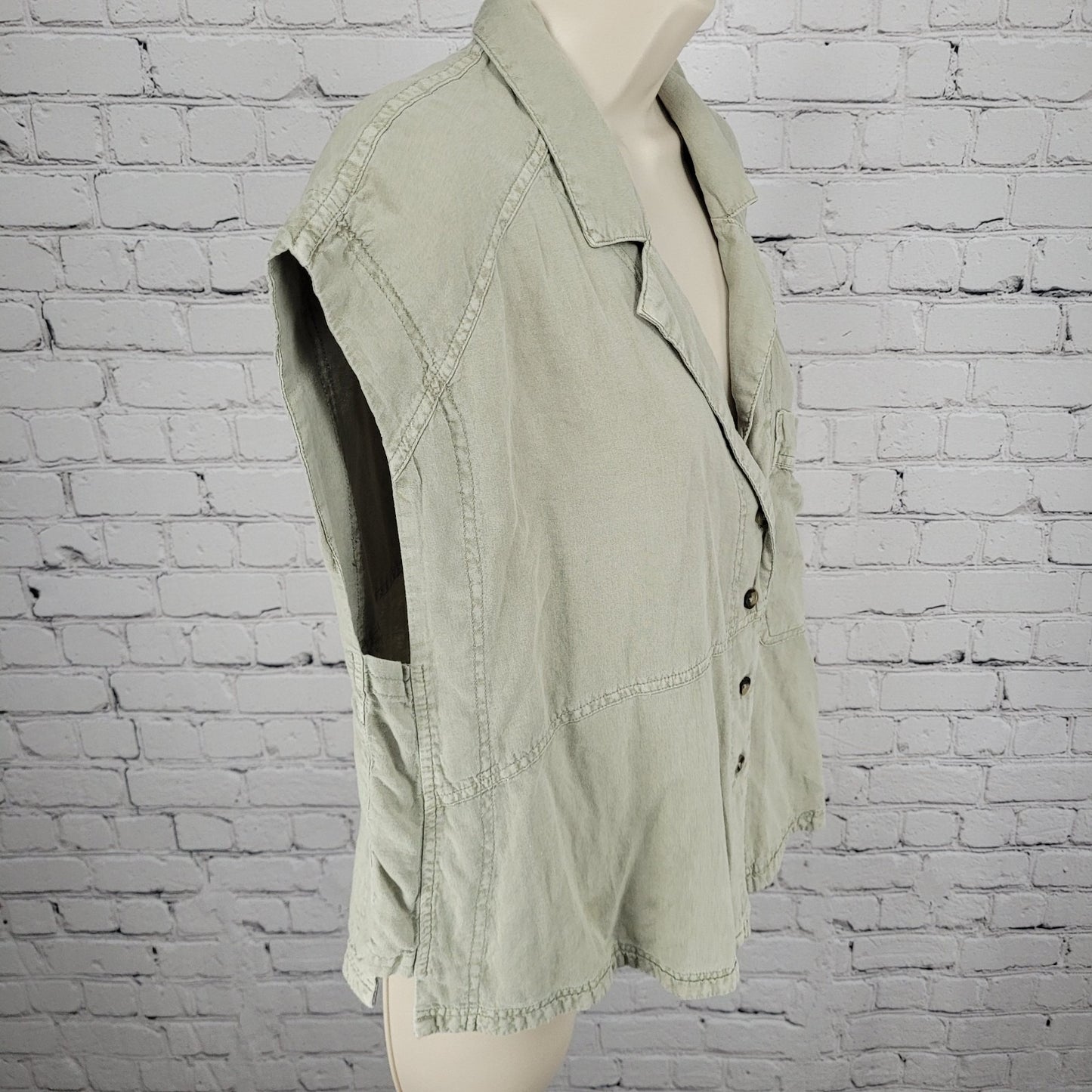 We The Free Urban Outfitters Muted Green Linen Blend Boxy Shirt Size Medium M