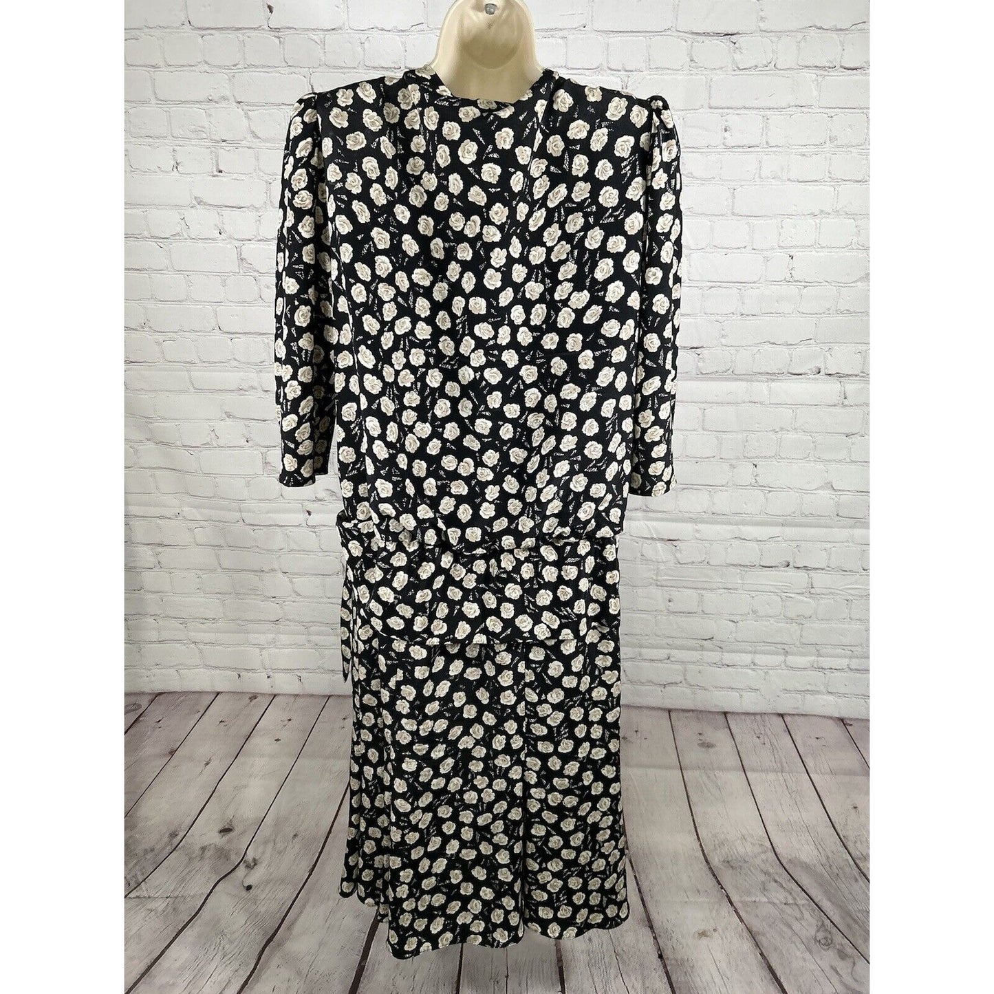 VTG Jo Hanna York Joan Davis Black Floral V Neck Shoulder Pad Faux Wrap Dress XL