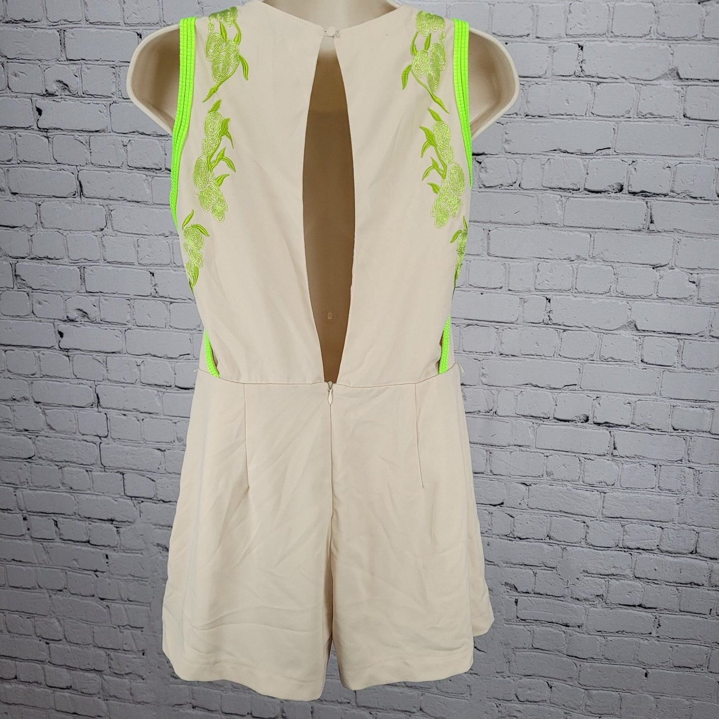 Rocco Lola Beige Green Embroidered Sleeveless Romper USA Made Size Large L