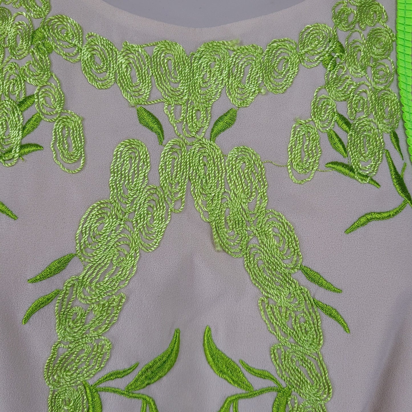 Rocco Lola Beige Green Embroidered Sleeveless Romper USA Made Size Large L