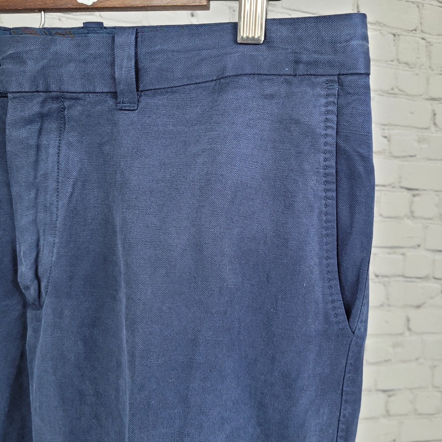 Tommy Bahama Blue Soft Linen Blend Straight Leg Flat Front Pants Size (34x32)