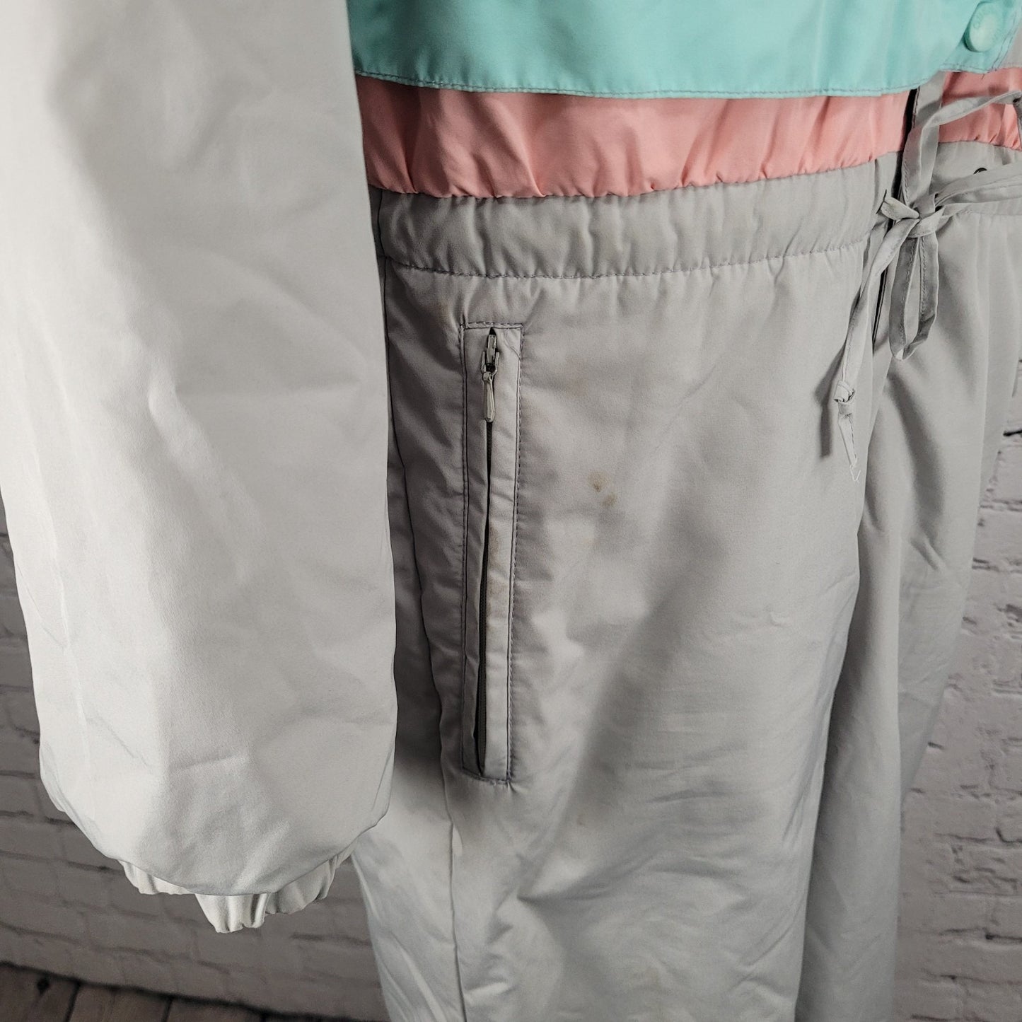 Obermeyer Grey Pastel Sphere Thinsulate Gore-Tex Retro 90’s Ski Snowsuit Size 12