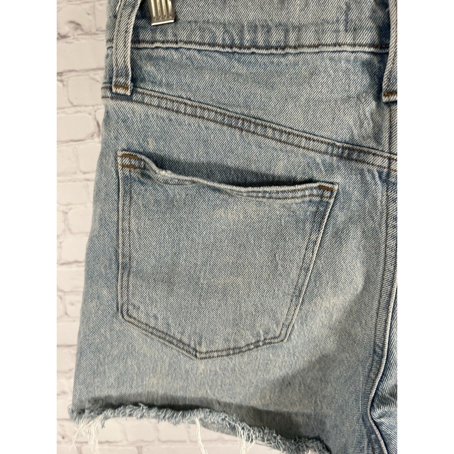 Madewell Light Wash Denim Distressed High Rise Shorts Women’s (27 x 3.5)