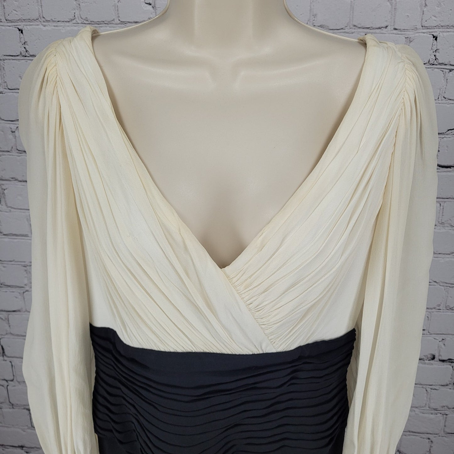 VTG Tadashi Ivory & Black Silk Chiffon Ruched Long Sleeve Blouson Dress Size 10