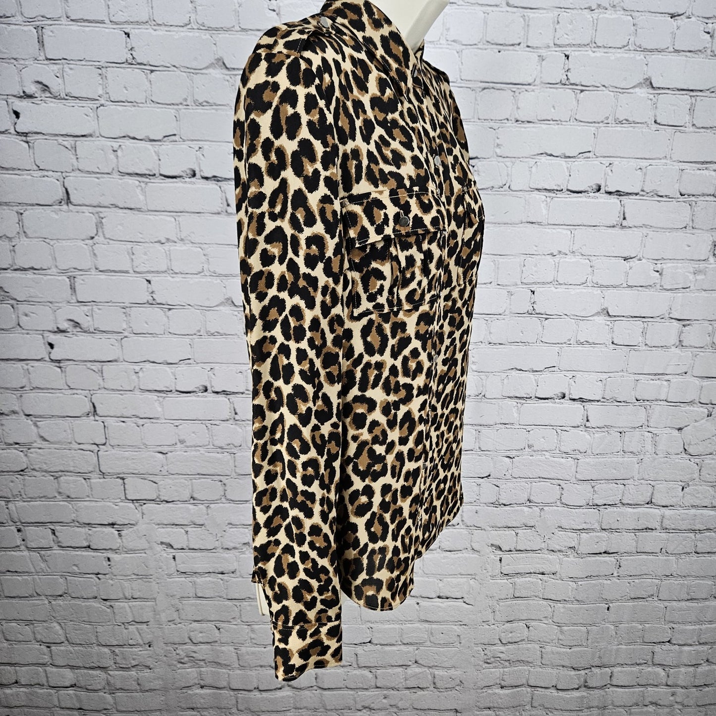 White House Black Market Brown Leopard 100% Silk Button Up Blouse Shirt Top 6