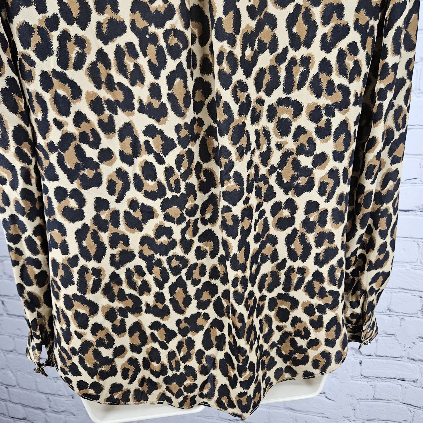 White House Black Market Brown Leopard 100% Silk Button Up Blouse Shirt Top 6