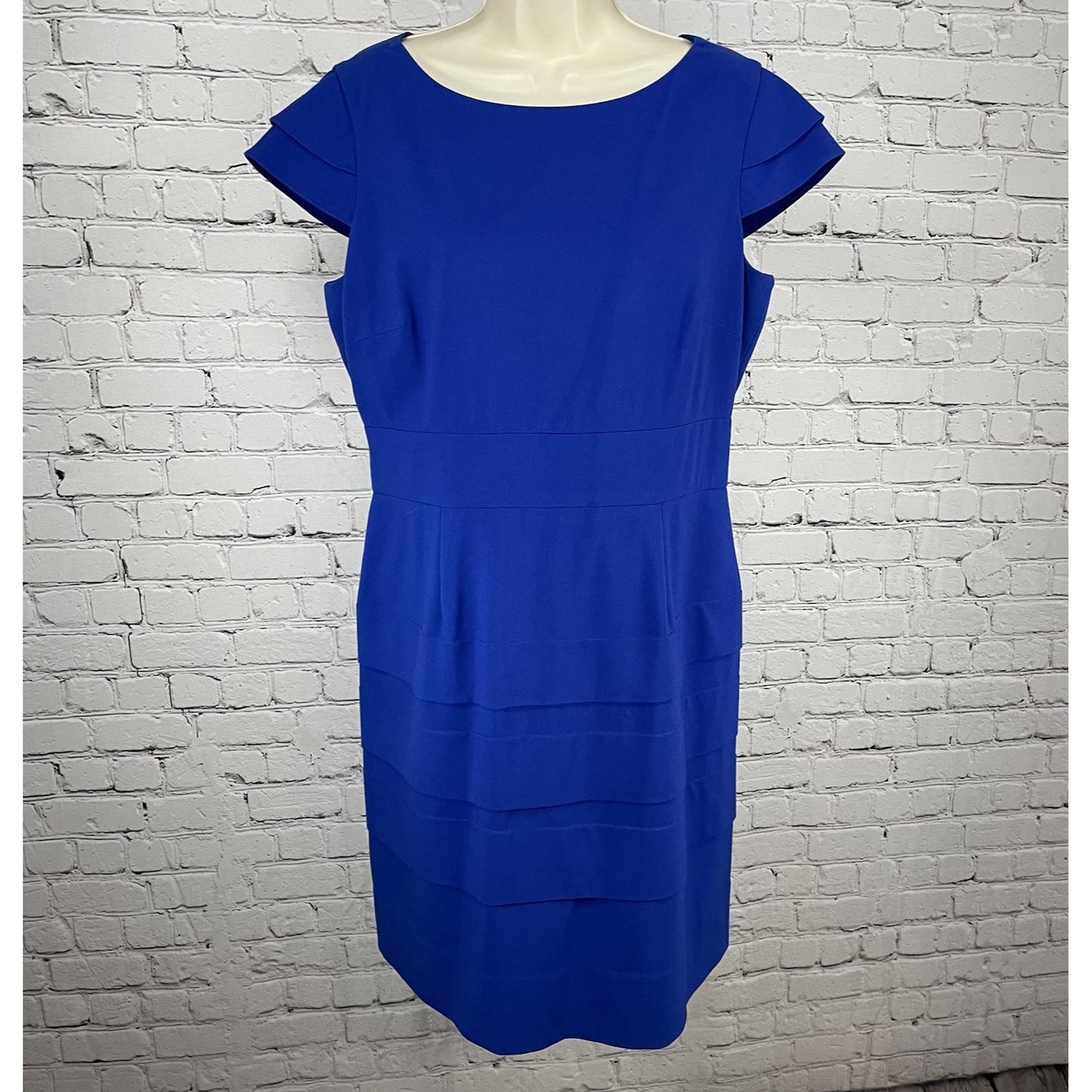 Tahari Arthur S Levine Blue Layered Short Sleeve Zipped Stretch Sheath Dress 12