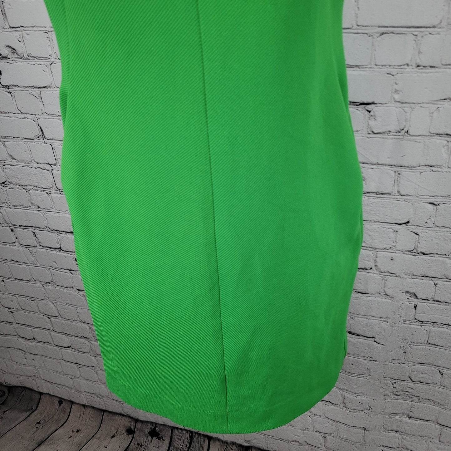 Diane Von Furstenberg Green Stretch Sleeveless Pockets Sheath Dress Size 6