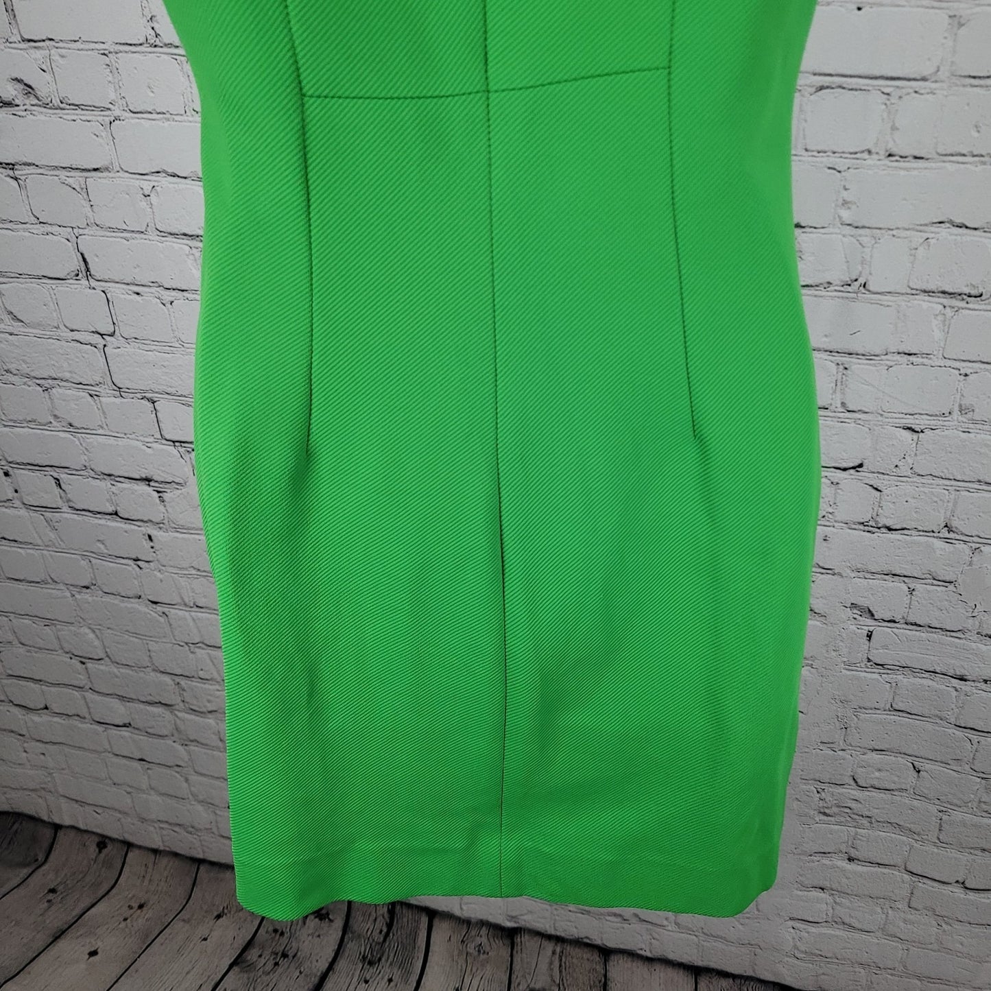 Diane Von Furstenberg Green Stretch Sleeveless Pockets Sheath Dress Size 6