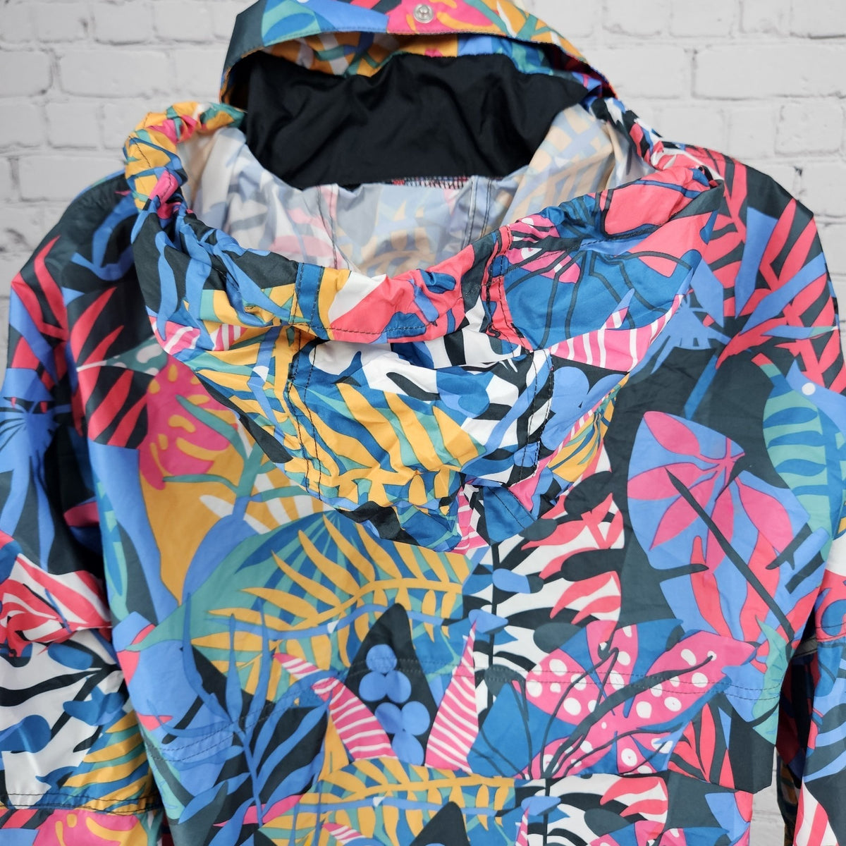 Lauren James Multicolor Leaves Hideable Hood Zip Pocket Windbreaker Jacket Large