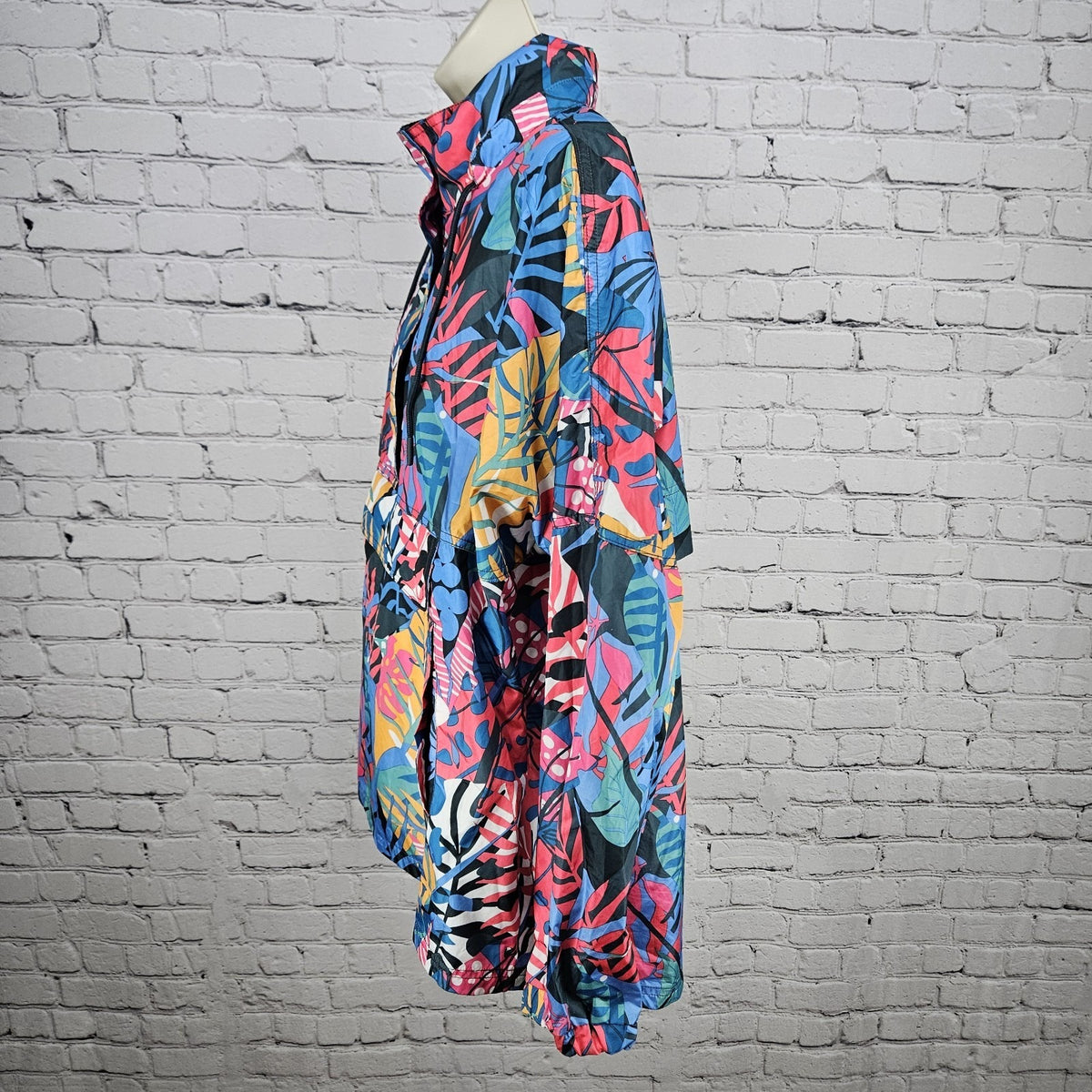 Lauren James Multicolor Leaves Hideable Hood Zip Pocket Windbreaker Jacket Large