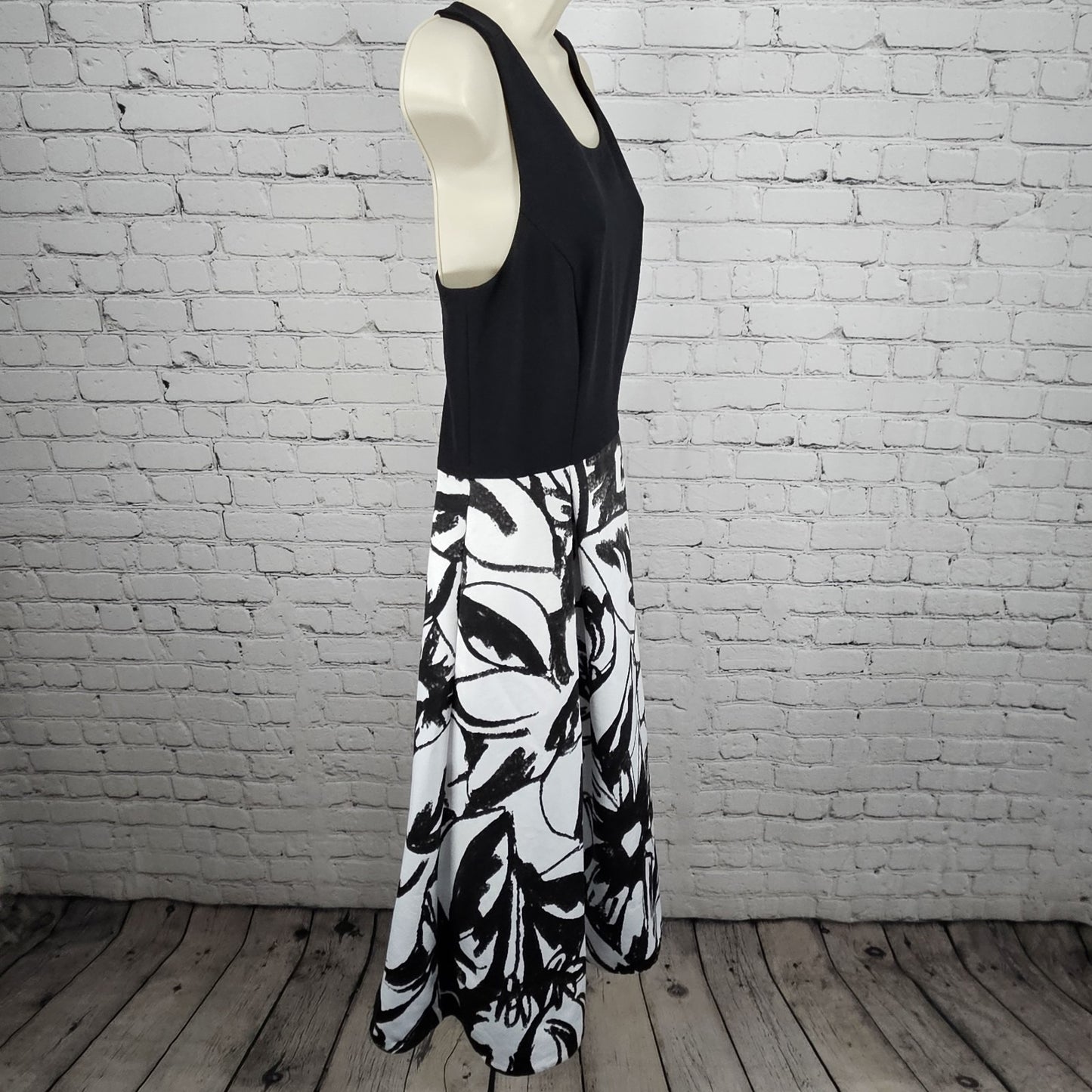 White House Black Market Sleeveless Floral Crossback Pleated A-Line Midi Dress 8