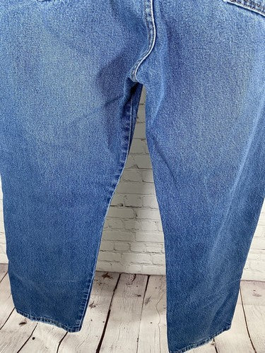 VTG Rustler Medium Wash Denim Blue Straight Leg Mid Rise Men’s Jeans (36 x 31)