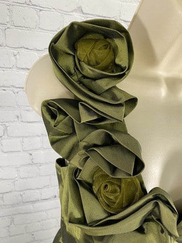 Fab’rik Shiny Green V Neck Ruffle Flower Sleeveles A Line Dress M Medium