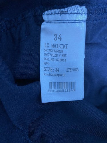 NWT LC Waikiki Blue Normal Kalip Regular Fit Bermuda Long Shorts Size 34 (36x18)