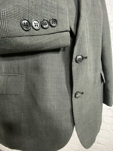 Kilburne and Finch Fine Clothiers Black Gray Plaid 2 Button Blazer Jacket 44R