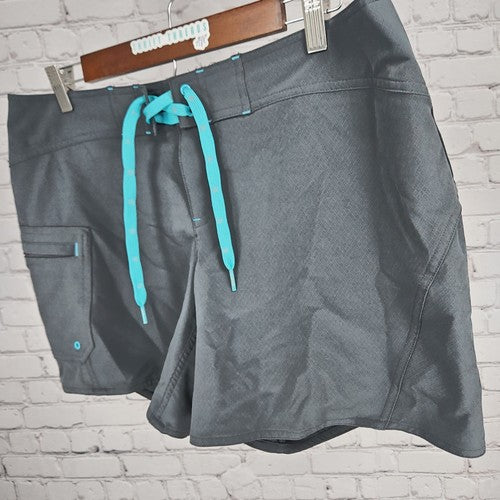 Athleta Gray Teal Cargo Pocket Lace Up Board Shorts Swim Bottoms 12 (34X6)