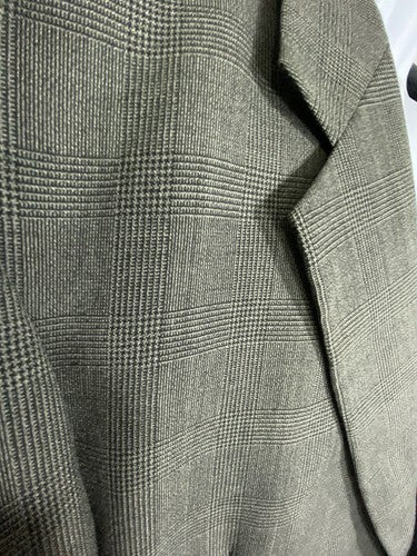 Kilburne and Finch Fine Clothiers Black Gray Plaid 2 Button Blazer Jacket 44R