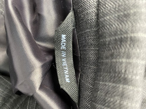 Marc Anthony Dark Gray Wool Pinstripe 2 Button Blazer Jacket 44L *Small Tear