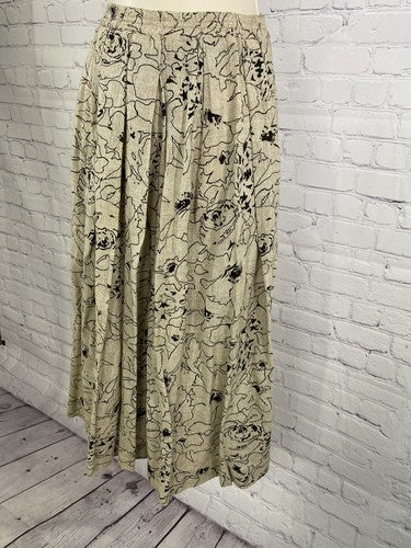 V Max Arthur Max Beige Black Pleated Elastic Waist Floral Midi Pull On Skirt P