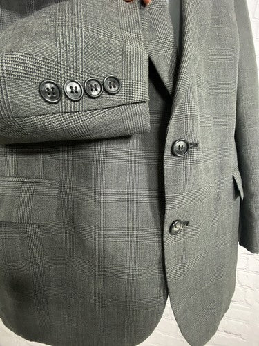 Kilburne and Finch Fine Clothiers Black Gray Plaid 2 Button Blazer Jacket 44R